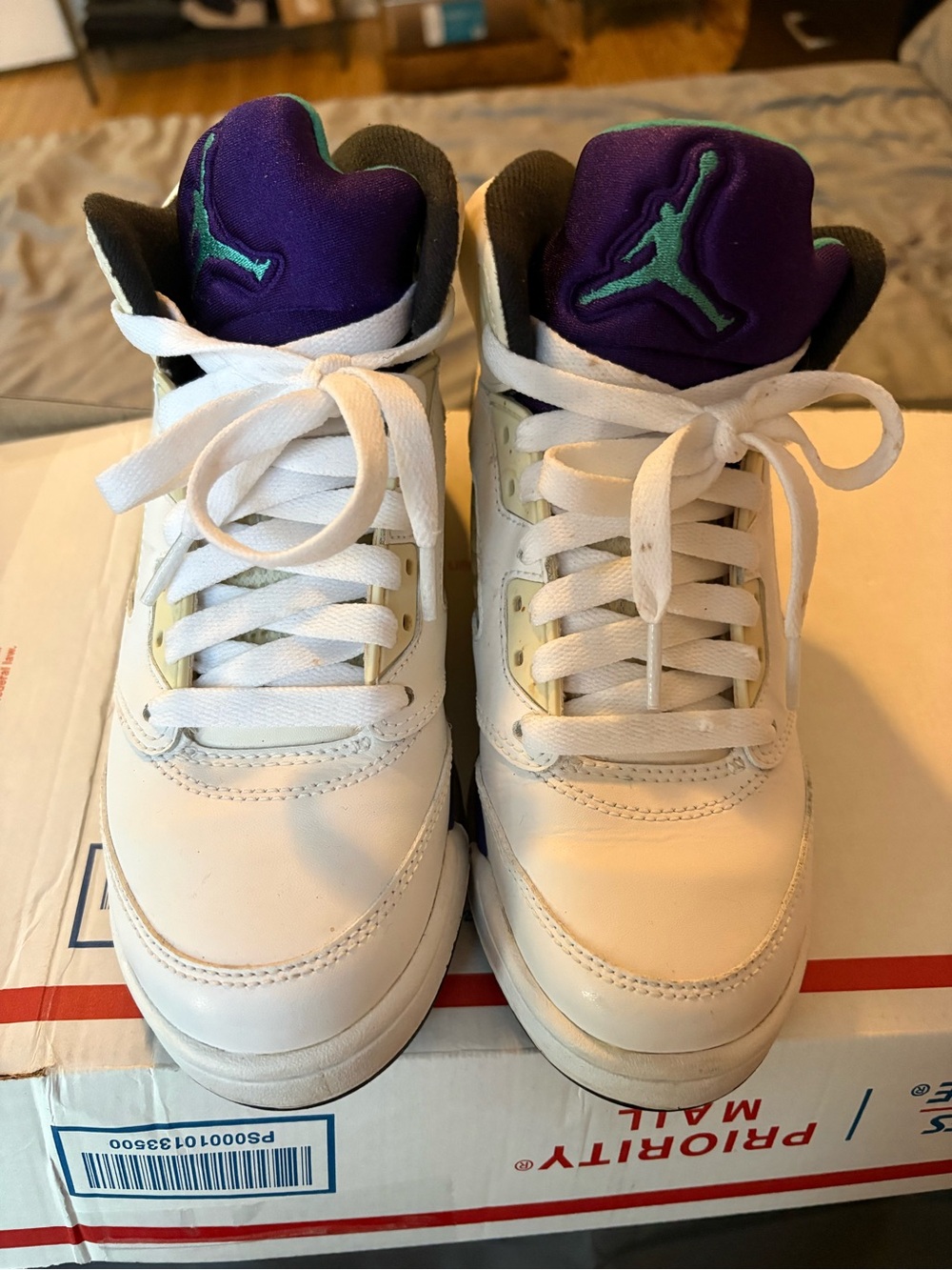Air Jordan 5 Retro GS Grape 2013 Kids Size 4Y White Teal Purple